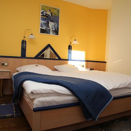 Gasthaus-Pension Islekhöhe Gansen Krautscheid Zimmer foto